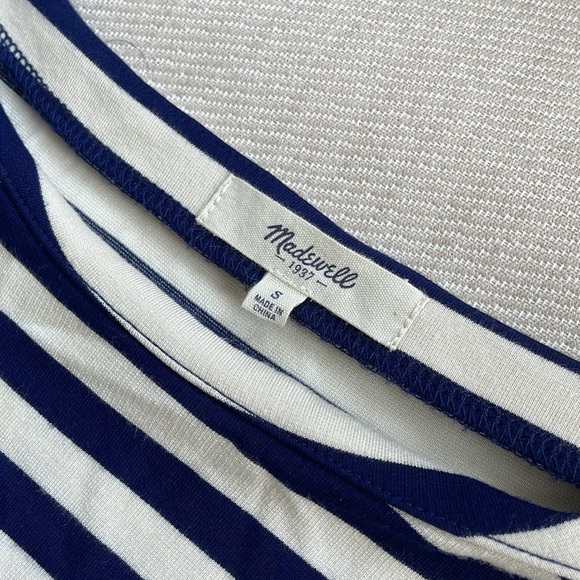 Top - Picture 2 of 2